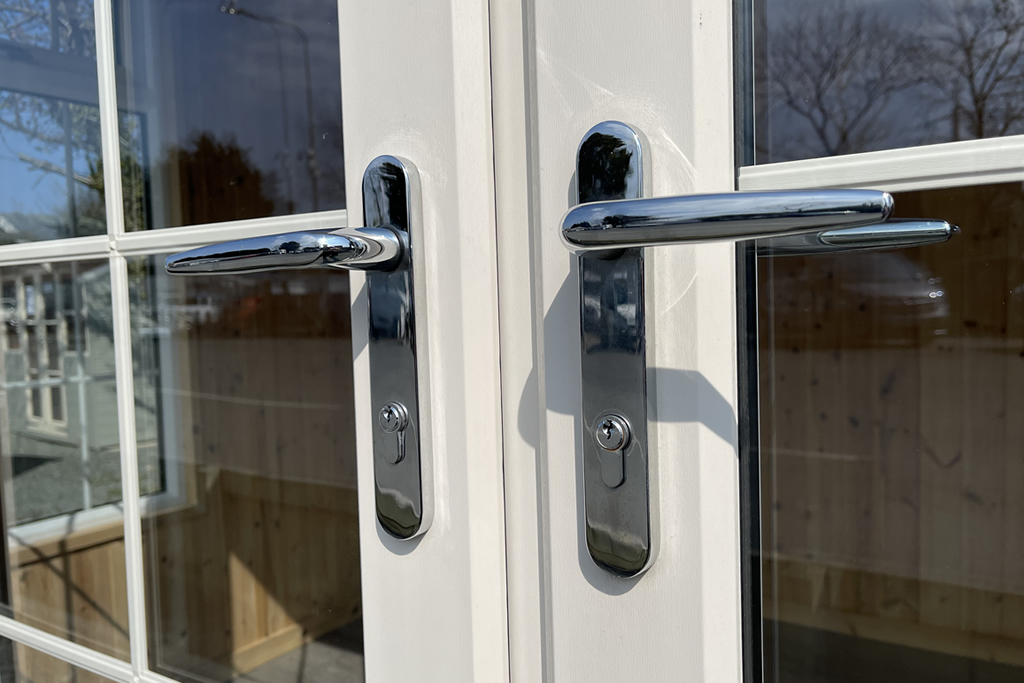 Door-Repairs-in-North-Wales7